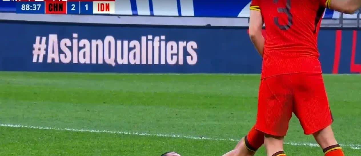 九游体育亚洲官网-荷兰国家队后卫遭遇禁赛，球队状态下滑