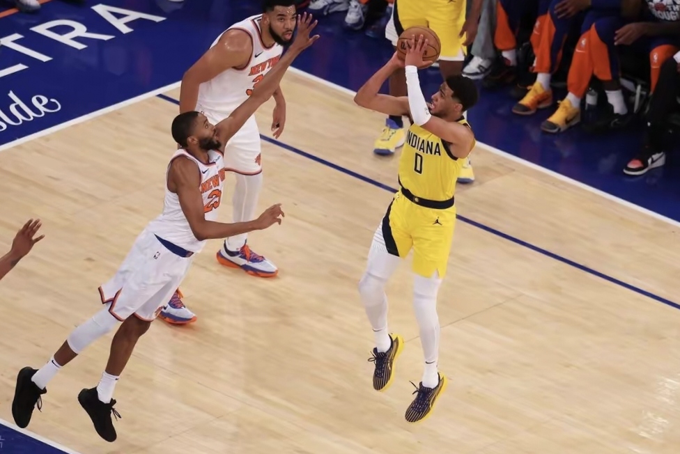 九游体育入口-纽约尼克斯队全队表现精彩，主场取胜的简单介绍