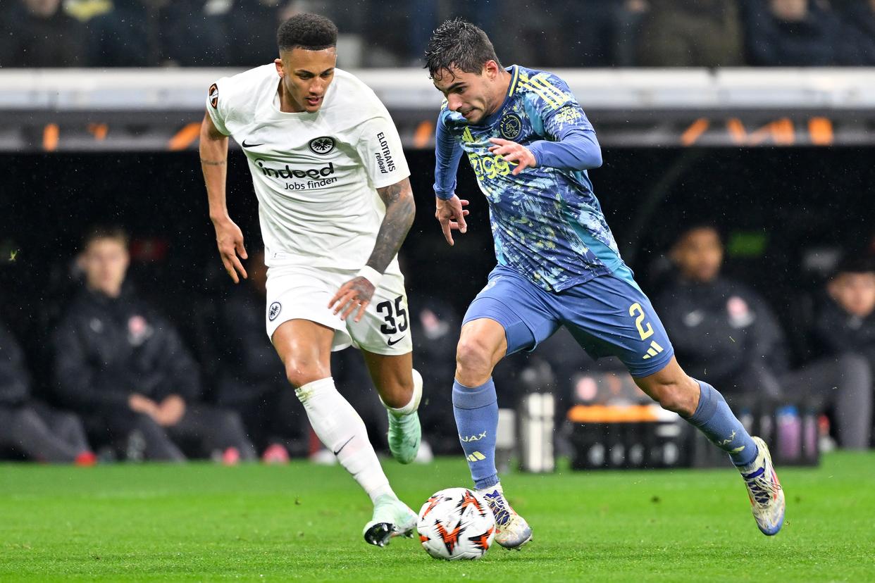 九游体育官方入口-包含法兰克福连续两轮失利，欧战席位岌岌可危的词条